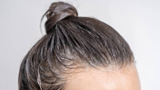 Koloryzacja włosów tonerem