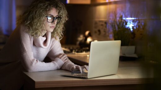 Własny biznes online od zera — od czego zacząć?